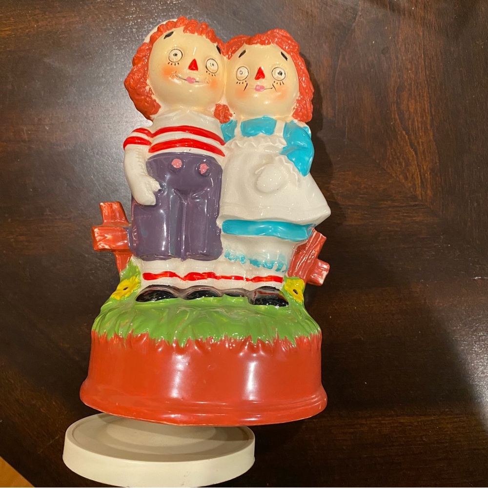 Vintage Ceramic Raggedy Ann and Andy Music Box